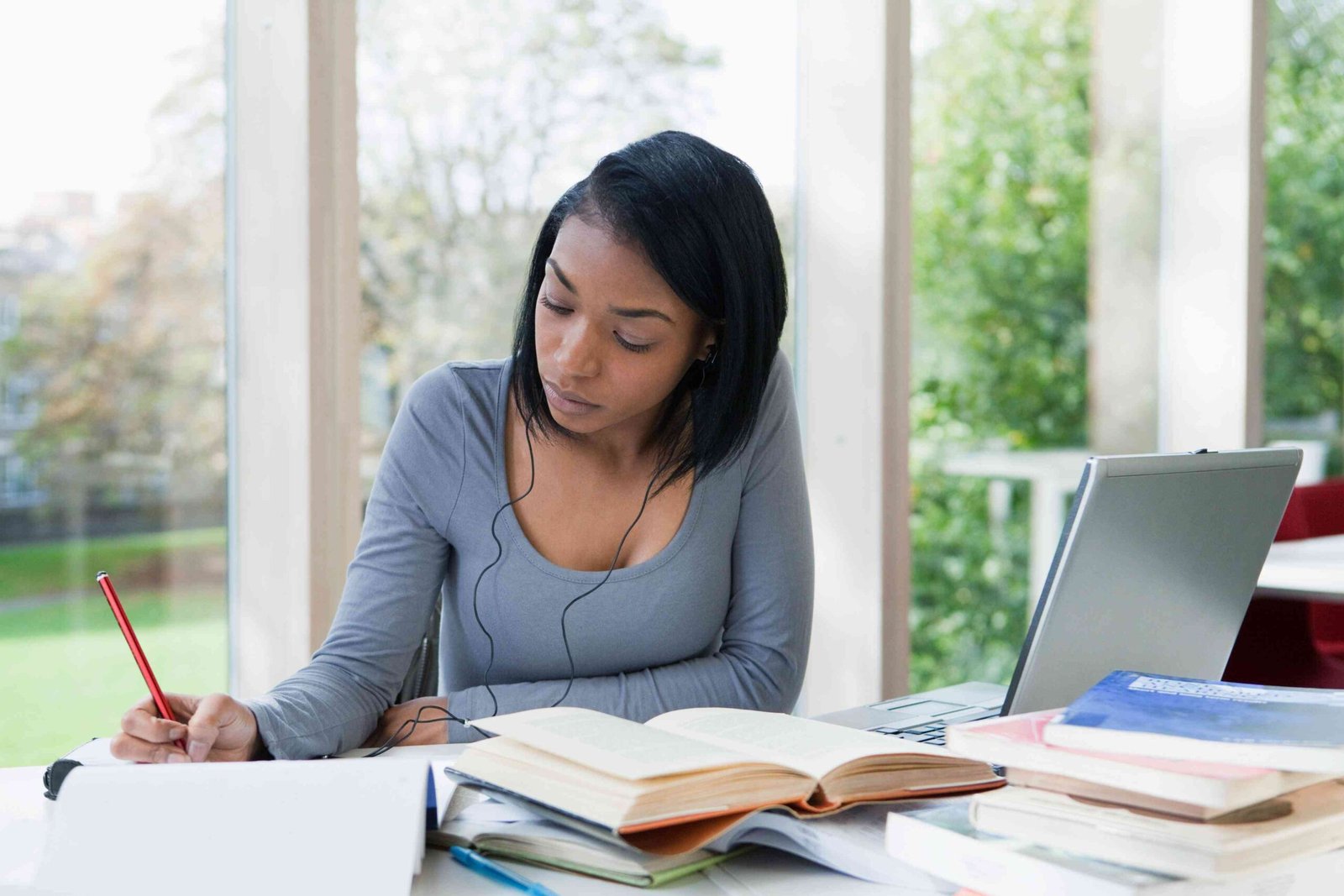 Why Is It So Hard? Unpacking Student Struggles to Find Work in Malta